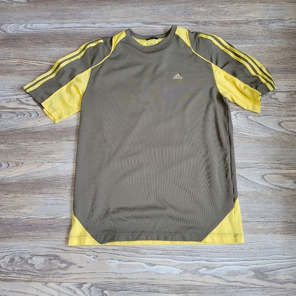 Adidas woekout shirt Men's Size Large green - Picture 8 of 9